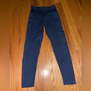 American eagle pocket leggings size medium. Blue